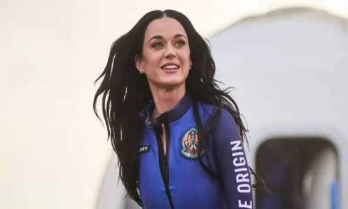 Katy Perry travels to space in 10 minutes